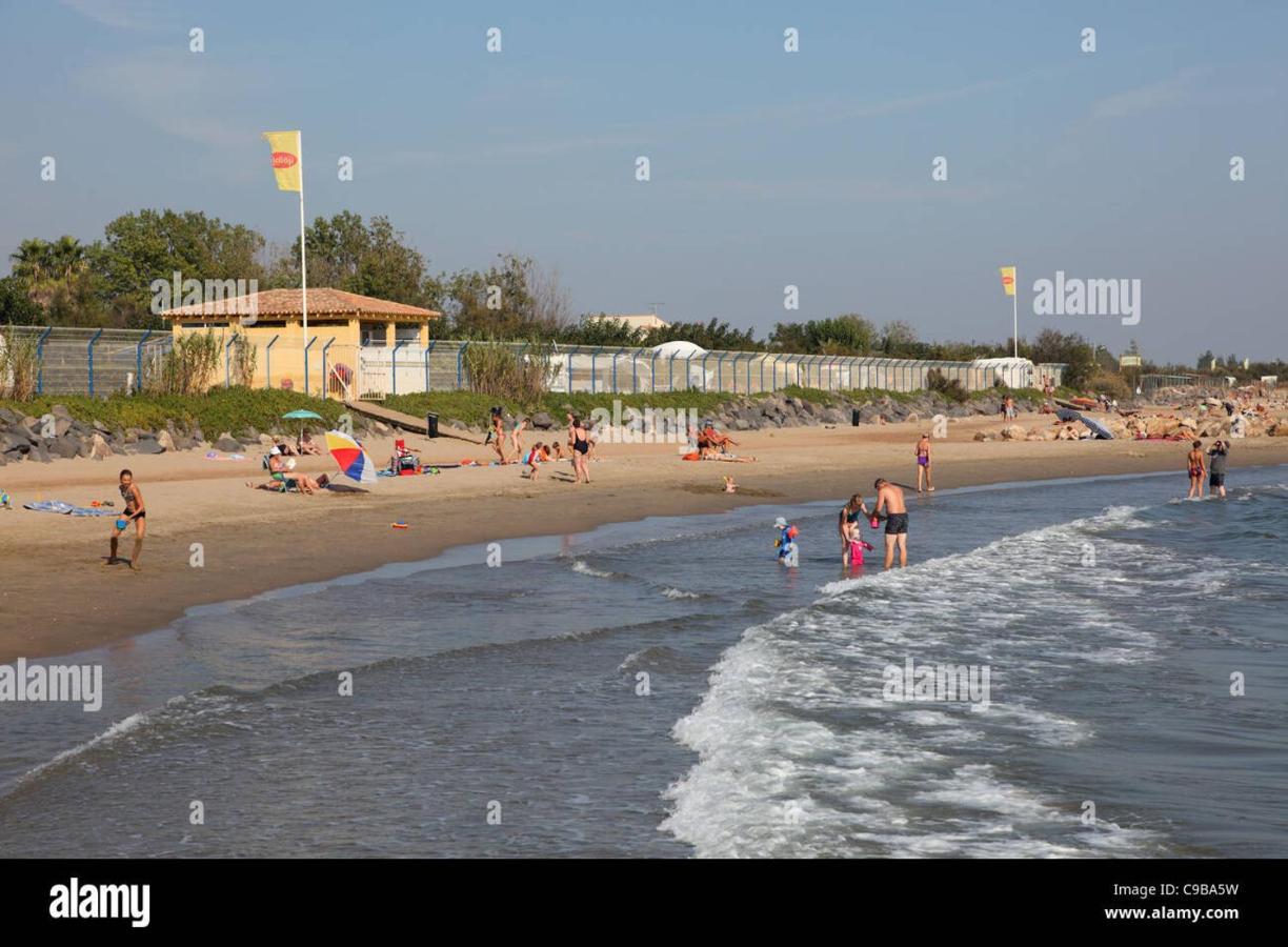 Camping Carabasse Vias Plage. Esterno foto