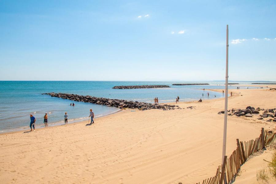 Camping Carabasse Vias Plage. Esterno foto